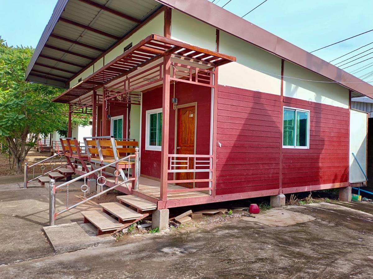 โรงเกลือรีสอร์ท ארניאפראטט מראה חיצוני תמונה